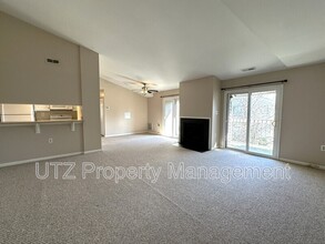 1111 Castle Harbor Way in Glen Burnie, MD - Foto de edificio - Building Photo