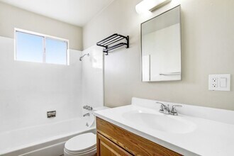 357 W 41st St in San Bernardino, CA - Building Photo - Building Photo