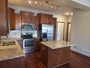 12263 Xylite St NE in Blaine, MN - Building Photo - Building Photo