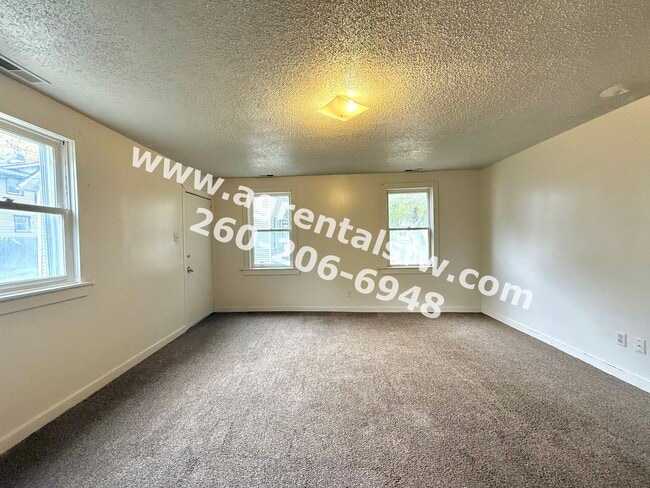 1203 Burgess St in Fort Wayne, IN - Building Photo - Building Photo