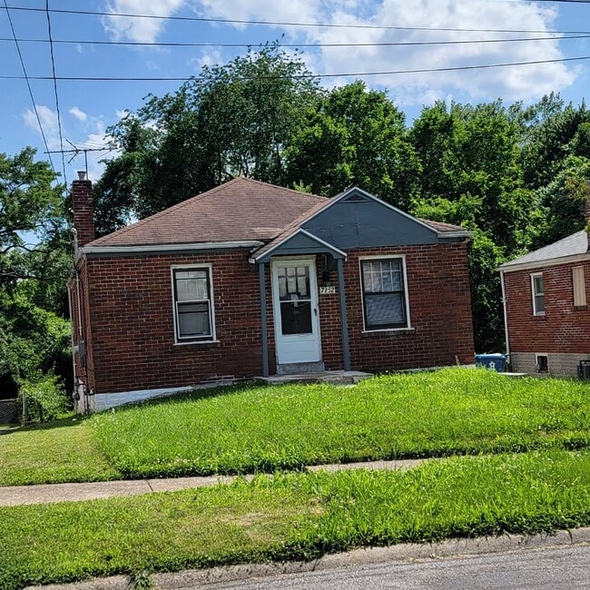 property at 7152 Dawson Pl