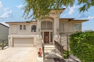 8424 Bronco Buster Trail in Lago Vista, TX - Building Photo