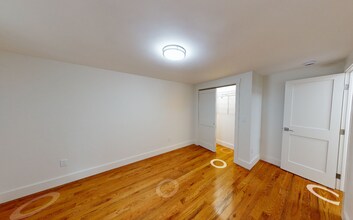 27 Gibson St, Unit 5B in Cambridge, MA - Building Photo - Building Photo