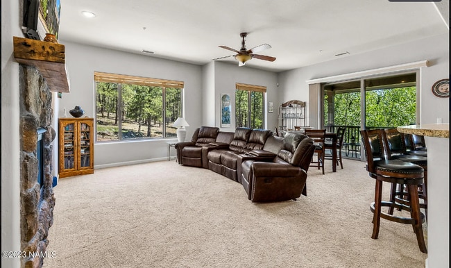property at 4864 W Quick Draw