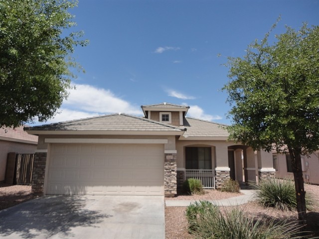 2640 W Gold Mine Way in San Tan Valley, AZ - Foto de edificio