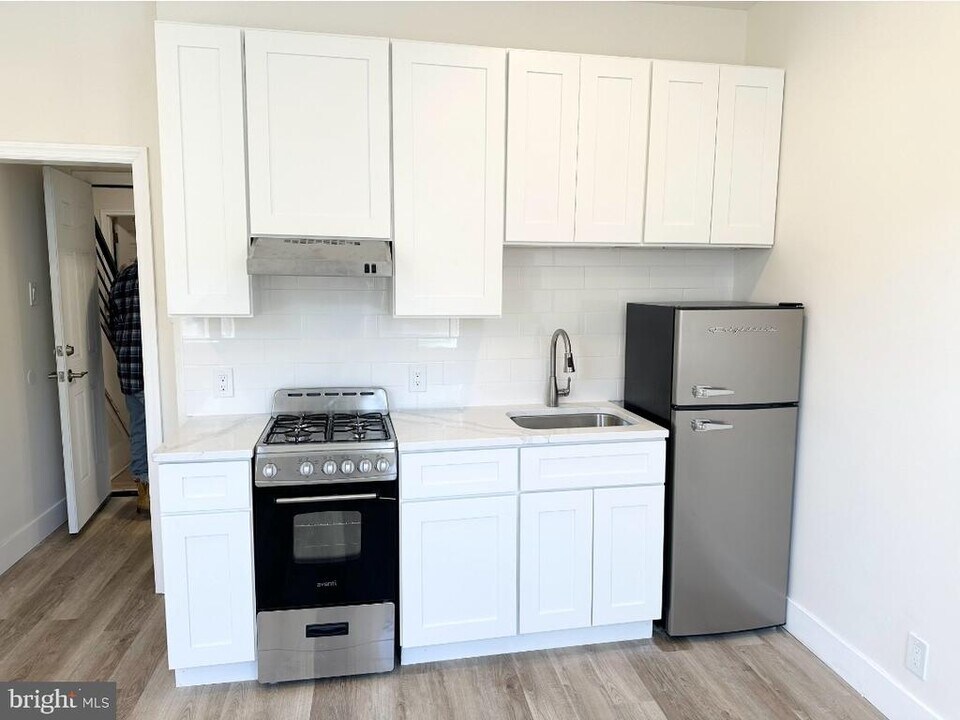 1532 S 2nd St in Philadelphia, PA - Building Photo