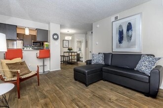 Sedona Ridge in Dallas, TX - Building Photo - Building Photo