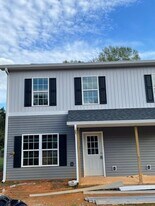 1207 Davis St in Salisbury, NC - Building Photo