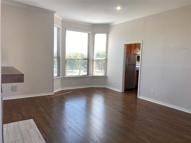 3813 Prescott Ave-Unit -311 in Dallas, TX - Building Photo - Building Photo