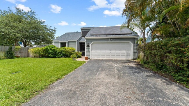 465 Oak Shadow Way in Wellington, FL - Foto de edificio - Building Photo