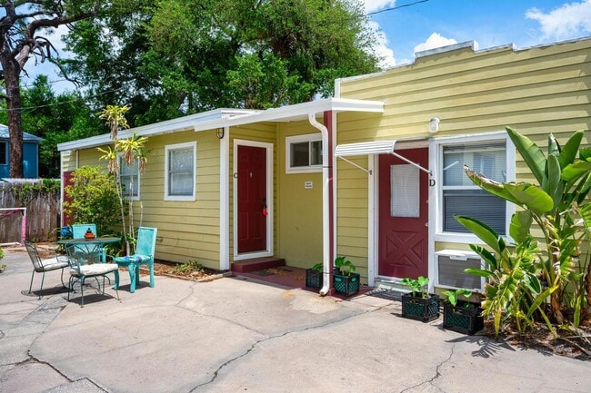 property at 321 Ohio Pl