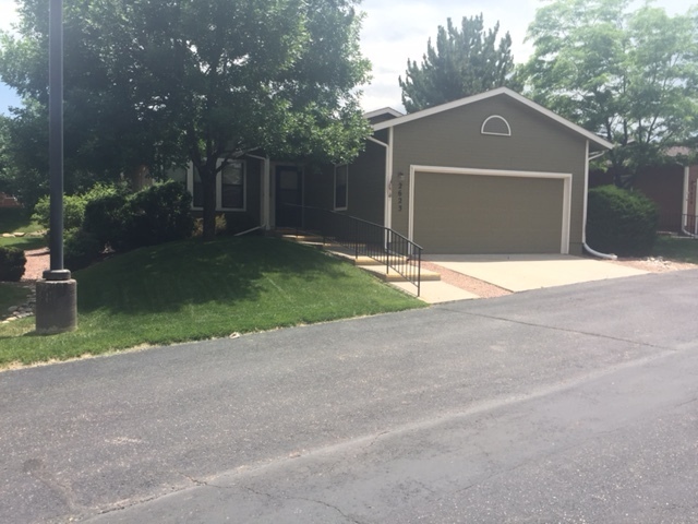 2623 Patriot Heights in Colorado Springs, CO - Foto de edificio