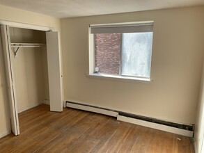 88 Gardner St, Unit 3B in Boston, MA - Building Photo - Building Photo