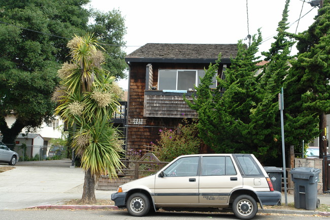 2313 Channing Way in Berkeley, CA - Building Photo - Building Photo