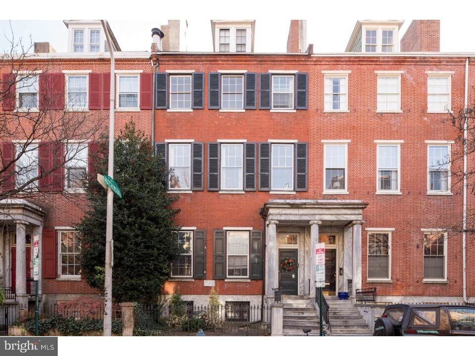 916 Spruce St-Unit -1F in Philadelphia, PA - Building Photo