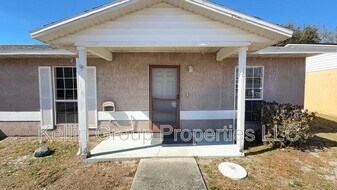 161 Rebecca Dr NE in Winter Haven, FL - Building Photo