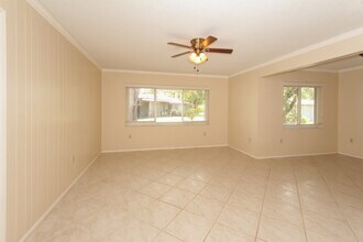 4248 Dryden Cir in Sarasota, FL - Building Photo - Building Photo