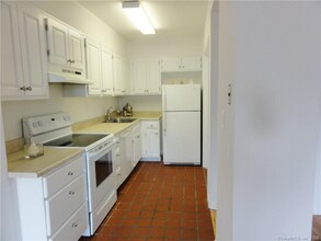 500 Newfield Ave in Stamford, CT - Building Photo - Building Photo