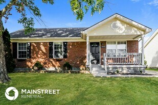 8906 Greenmoore Dr in Louisville, KY - Building Photo