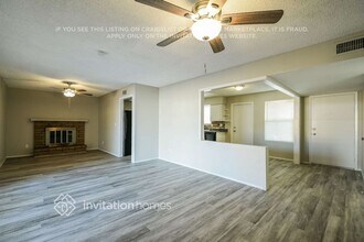 1102 W Helena Dr in Phoenix, AZ - Building Photo - Building Photo