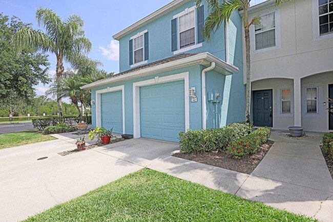 property at 3629 Pine Oak Cir