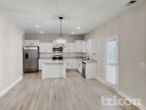 1056 Lindyn Lee Wy in Gallatin, TN - Building Photo - Building Photo