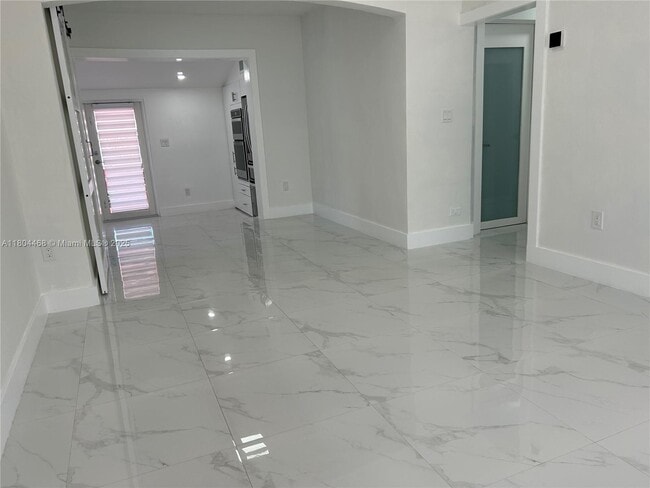 5665 SW 5th Terrace in Coral Gables, FL - Building Photo - Building Photo