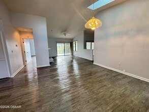 1921 Sprucewood Way in Port Orange, FL - Building Photo - Building Photo