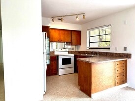 1121 NE 16th Terrace in Fort Lauderdale, FL - Building Photo