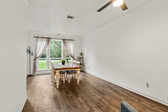 400 Cumberland Trail in Conroe, TX - Building Photo - Building Photo