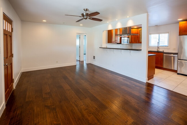 property at 4120 Kansas St