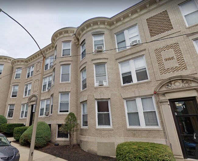 11 Mount Hood Rd Apartments and Nearby Boston Apartments For Rent