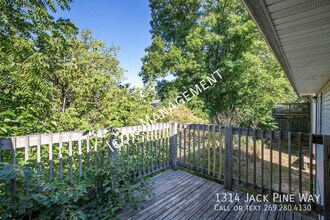 1314 Jack Pine Way in Kalamazoo, MI - Building Photo - Building Photo