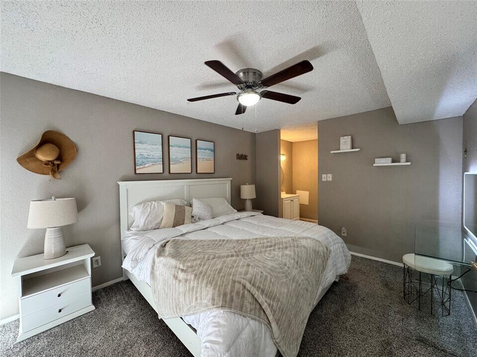 6312 Peacock Hills Dr in Houston, TX - Building Photo