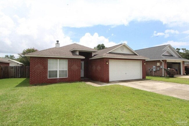 1118 Calinda Dr in Pensacola, FL - Building Photo - Building Photo