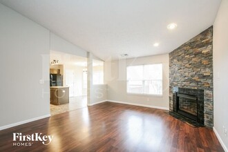 1343 Cornwallis Ln in Indianapolis, IN - Foto de edificio - Building Photo