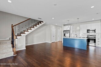 4205 Taylor Cv Ct in Louisville, KY - Foto de edificio - Building Photo