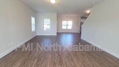3201 Jordan Farm Cir NE in Huntsville, AL - Building Photo - Building Photo