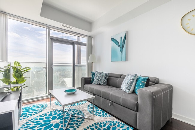 25 Grand Trunk Crescent, Unit SI ID1522285P