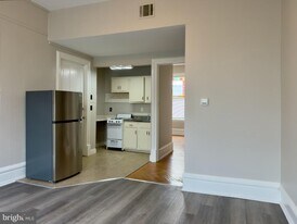 2011 N 3rd St in Harrisburg, PA - Building Photo