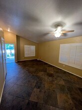 44 Tanglewood Dr in Henderson, NV - Building Photo - Building Photo