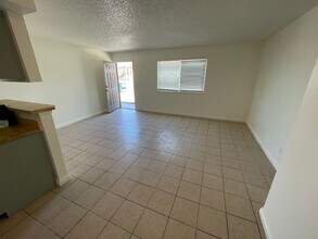 4155 Solteros St in Las Vegas, NV - Building Photo - Building Photo