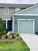 9582 Star Dr in Jacksonville, FL - Building Photo