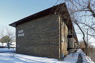 Gate House Apartments in Toledo, OH - Building Photo - Building Photo