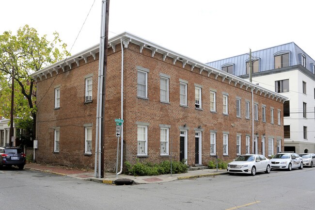 136-144 Jefferson St in Savannah, GA - Building Photo - Building Photo