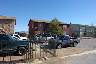 Puebla Estate in Las Vegas, NV - Building Photo - Building Photo