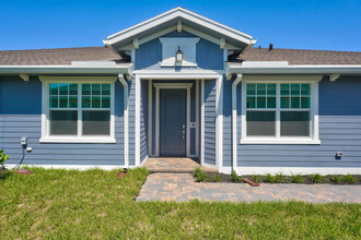 1233 Haywagon Trl in Loxahatchee, FL - Foto de edificio - Building Photo