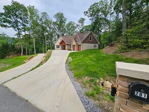 281 Judson Ridge Rd in Arden, NC - Building Photo - Building Photo