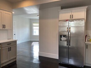 33 Wabon St, Unit 3 in Boston, MA - Building Photo - Building Photo
