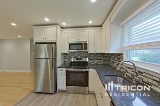 381 Fieldstone Ct in Yardley, PA - Building Photo - Building Photo